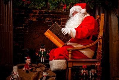 Tamworth Castle Christmas Events: Santa, Crafts and Santa Paws — Tamworth news photo (Tamworth Borough Council)